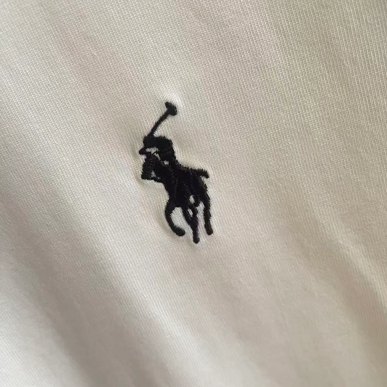 Polo* * 2026 New Arrival logo g T Same Style ：Black White Green Purple Size: S M L XL XXL